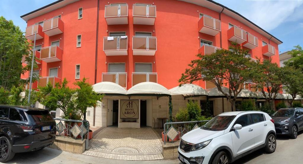 Aron Hotel Rimini Exteriör bild