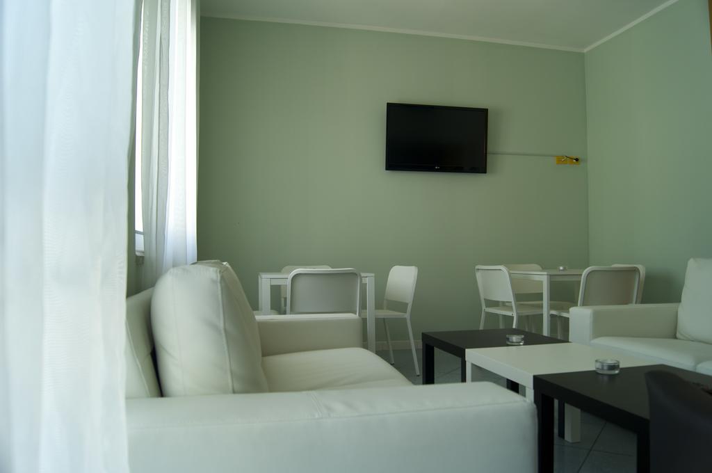 Aron Hotel Rimini Exteriör bild
